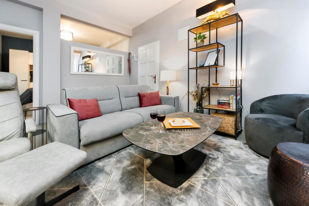 Bella Campagna - Luxury Two Bedroom Apartment Rovinj Exterior photo