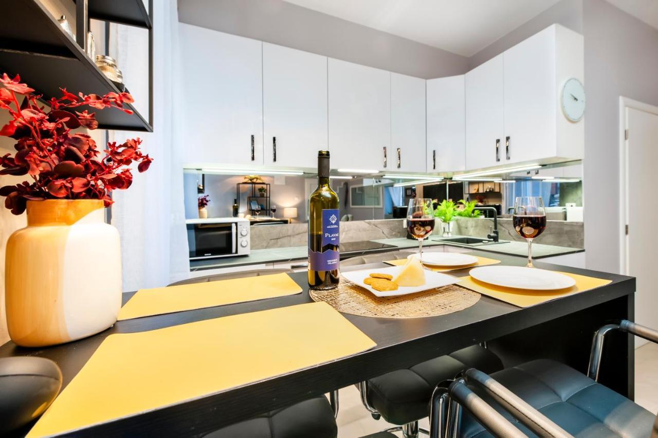 Bella Campagna - Luxury Two Bedroom Apartment Rovinj Exterior photo